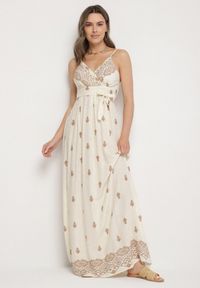 Born2be - Kremowo-Beżowa Bawełniana Sukienka Rozkloszowana z Kopertowym Dekoltem i Wiązaniem Revevra. Okazja: na randkę, na co dzień. Typ kołnierza: dekolt kopertowy. Kolor: beżowy. Materiał: bawełna. Długość rękawa: na ramiączkach. Typ sukienki: kopertowe. Styl: casual #1