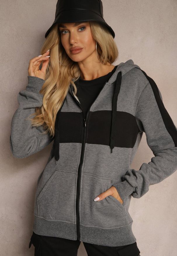 Renee - Ciemnoszara Bluza Sportowa z Suwakiem i Kapturem Neviras. Okazja: na co dzień, na spotkanie biznesowe. Kolor: szary. Materiał: dresówka, materiał. Długość rękawa: długi rękaw. Długość: długie. Wzór: aplikacja. Styl: sportowy