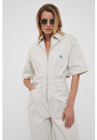 Calvin Klein Jeans kombinezon kolor beżowy z kołnierzykiemm. Kolor: beżowy. Materiał: bawełna. Długość rękawa: krótki rękaw. Długość: krótkie #5
