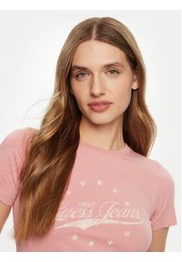 Guess T-Shirt W5RI59 J1314 Różowy Regular Fit. Kolor: różowy. Materiał: bawełna