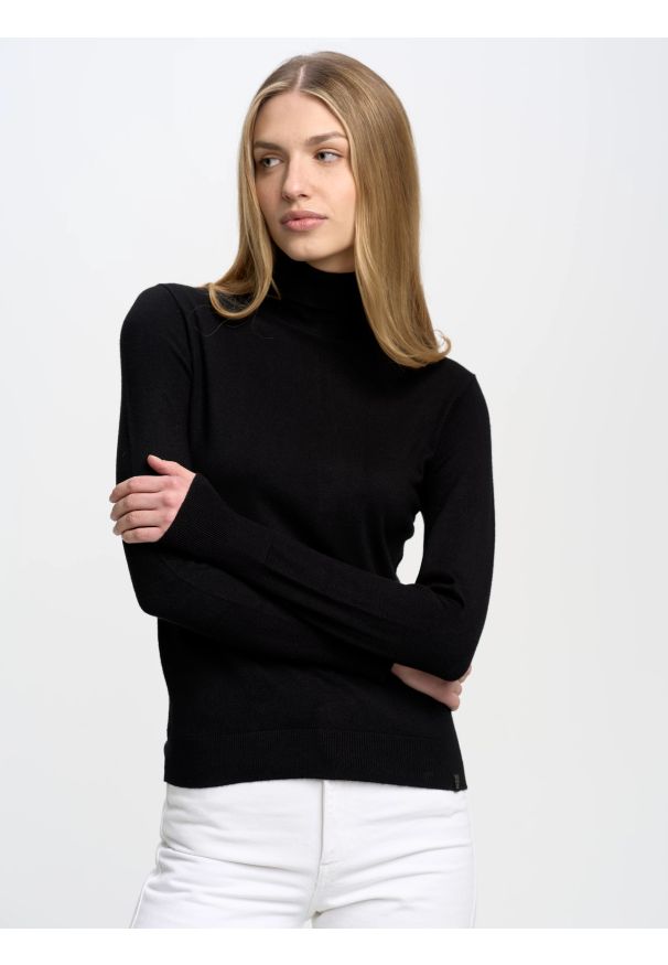 Big-Star - Sweter damski z golfem czarny Charlinka 906. Okazja: na spotkanie biznesowe, na co dzień. Typ kołnierza: golf. Kolor: czarny. Materiał: dzianina, skóra. Wzór: aplikacja. Styl: biznesowy, klasyczny, casual