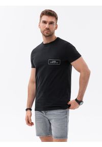 Ombre Clothing - Bawełniany męski t-shirt z nadrukiem na kieszonce Ombre Streetstyle – czarny V1 OM-TSCT-0108 - XXL. Okazja: na co dzień. Kolor: czarny. Materiał: bawełna. Wzór: nadruk. Styl: casual, klasyczny, elegancki #4