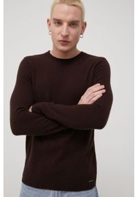 Superdry sweter wełniany męski kolor brązowy lekki. Okazja: na co dzień. Kolor: brązowy. Materiał: wełna. Styl: casual