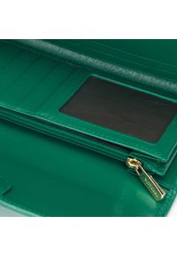 Wittchen - Damski portfel z lakierowanej skóry z monogramem zielony. Kolor: zielony. Materiał: skóra, lakier #7