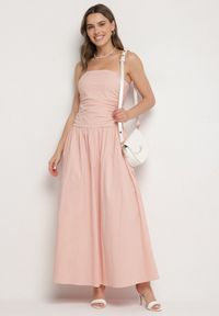 Born2be - Różowa Sukienka z Bawełny Typu Bodycon Filarose. Okazja: na randkę, na imprezę, na co dzień. Kolor: różowy. Materiał: bawełna. Typ sukienki: bodycon. Styl: klasyczny, casual, elegancki #6