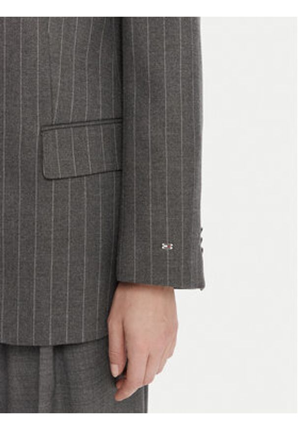 TOMMY HILFIGER - Tommy Hilfiger Marynarka WW0WW48262 Szary Relaxed Fit. Kolor: szary. Materiał: syntetyk