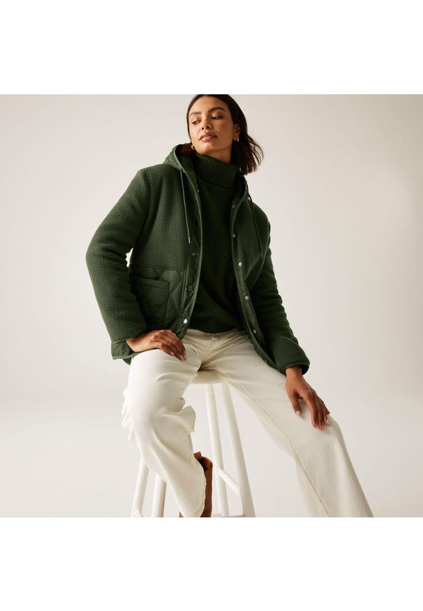 Regatta - Kurtka damska zimowa ocieplana Mikayla. Kolor: zielony. Materiał: puch, polar. Sezon: zima. Sport: turystyka piesza