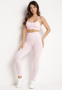 Born2be - Jasnoróżowy Komplet Sportowy Biustonosz na Ramiączkach i Legginsy z Gumką w Pasie Nadlira. Kolor: różowy. Sport: fitness #1