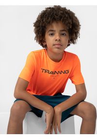4f - Koszulka sportowa szybkoschnąca chłopięca. Kolor: pomarańczowy. Materiał: włókno, skóra. Wzór: nadruk