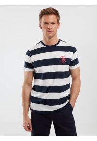 Big-Star - Koszulka męska w paski biało-granatowa Remir 403. Okazja: na co dzień. Kolor: niebieski. Materiał: bawełna, jeans, skóra, dzianina. Wzór: paski. Sezon: lato. Styl: sportowy, retro, casual #1