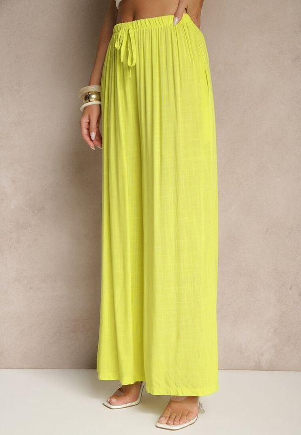 Renee - Żółte Szerokie Spodnie High Waist z Gumką w Talii Ilnena. Stan: podwyższony. Kolor: żółty. Materiał: tkanina. Sezon: lato