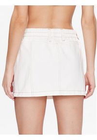 BDG Urban Outfitters Spódnica mini BDG Y2K DENIM SKIRT WHITE 76471838 Biały Feminine Fit. Kolor: biały. Materiał: bawełna #4
