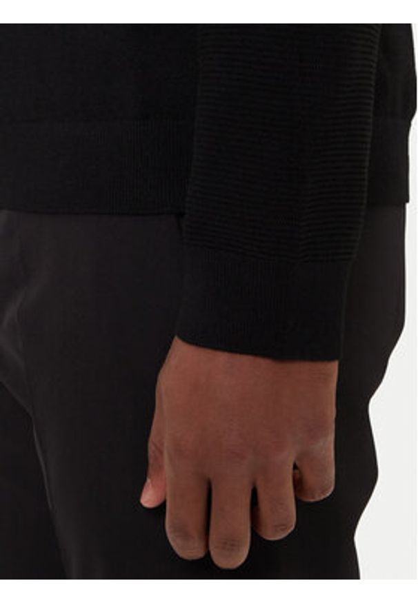 BOSS Sweter Momentum-X CN 50547507 Czarny Slim Fit. Kolor: czarny. Materiał: syntetyk