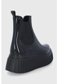 Answear Lab Kalosze damskie kolor czarny. Nosek buta: okrągły. Kolor: czarny. Materiał: materiał, guma. Wzór: gładki. Obcas: na platformie. Styl: wakacyjny #4