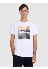 4f - 4F T-shirt regular z nadrukiem męski - biały XL. Kolor: biały. Materiał: bawełna, skóra. Wzór: nadruk #1