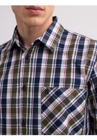 Big-Star - Koszula męska w kratę granatowa Coskingos 403. Okazja: na co dzień. Typ kołnierza: kołnierzyk klasyczny. Kolor: niebieski. Materiał: bawełna, jeans, materiał, tkanina. Wzór: kratka, haft, gładki, kolorowy. Styl: klasyczny, casual #6
