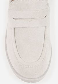 Renee - Jasnoszare Półbuty Mokasyny z Ekozamszu na Słupku i Platformie Andarco. Okazja: na spotkanie biznesowe. Nosek buta: okrągły. Kolor: szary. Sezon: wiosna. Obcas: na platformie. Styl: biznesowy #5