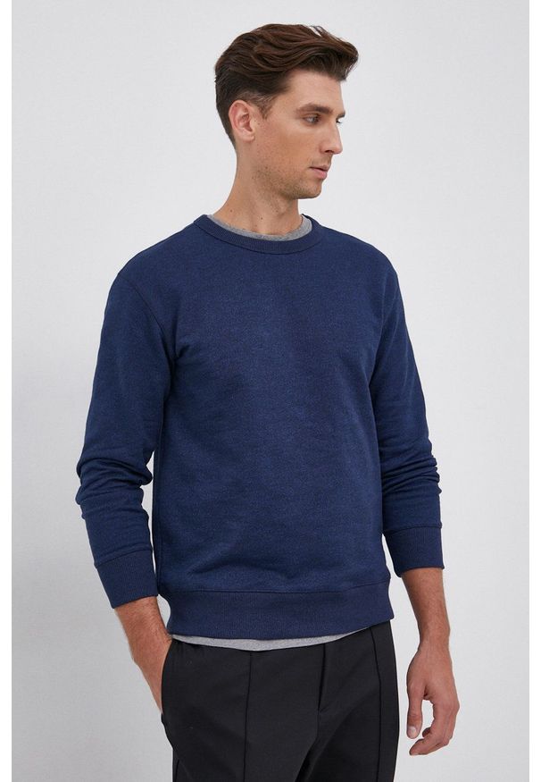 Selected Bluza męska kolor granatowy gładka. Okazja: na co dzień. Kolor: niebieski. Materiał: poliester, dzianina, bawełna. Wzór: gładki. Styl: casual