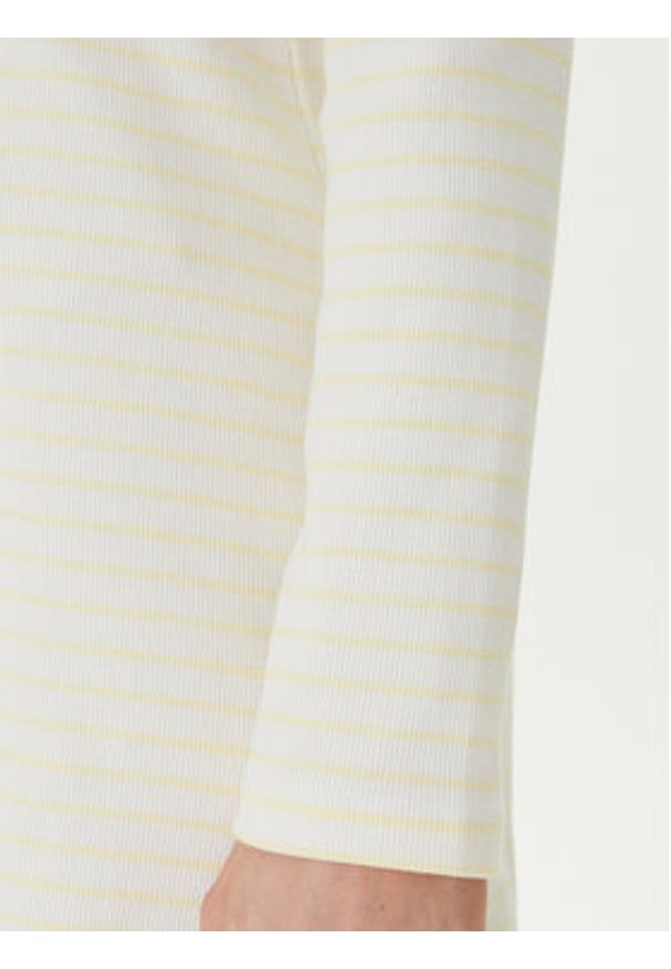 Calvin Klein Jeans Sukienka codzienna Monologo LV047F839G Żółty Regular Fit. Okazja: na co dzień. Kolor: żółty. Materiał: bawełna. Typ sukienki: proste. Styl: casual