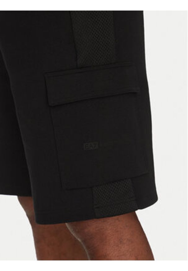 EA7 Emporio Armani Szorty sportowe 7M000326 AF12660 UC001 Czarny Regular Fit. Kolor: czarny. Materiał: syntetyk, bawełna. Styl: sportowy