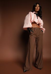 Renee - Ciemnobrązowe Szerokie Spodnie High Waist z Gumką w Pasie Eternel. Okazja: na spotkanie biznesowe. Stan: podwyższony. Kolor: brązowy. Materiał: koronka. Styl: biznesowy #8