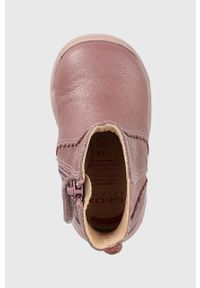 Geox botki skórzane dziecięce kolor różowy. Nosek buta: okrągły. Zapięcie: rzepy. Kolor: różowy. Materiał: skóra #5