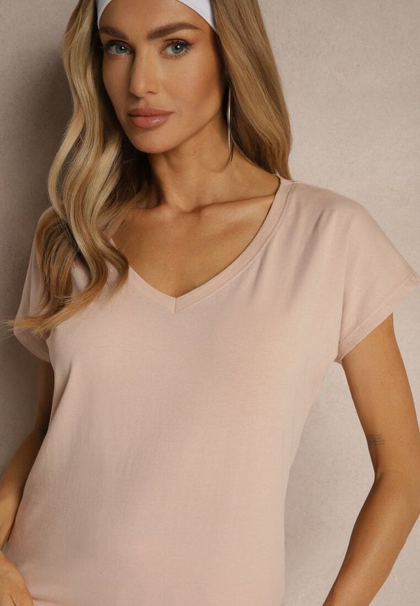 Renee - Beżowy T-shirt z Bawełny z Dekoltem w Serek Linithiela. Okazja: na co dzień. Typ kołnierza: dekolt w serek. Kolor: beżowy. Materiał: bawełna. Styl: casual