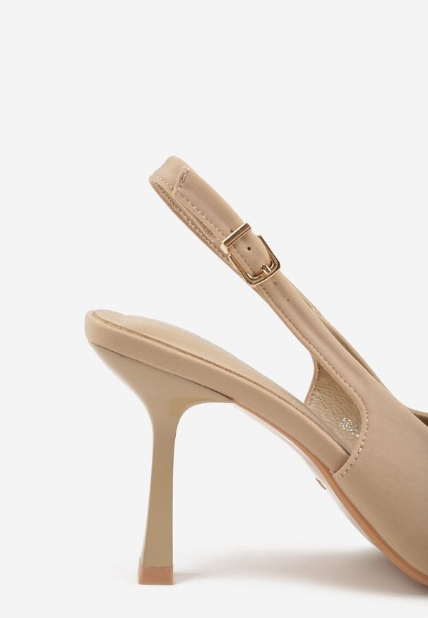 Renee - Beżowe Sandały na Szpilce w Stylu Slingback Kerlahne. Okazja: na co dzień. Zapięcie: sprzączka. Kolor: beżowy. Obcas: na szpilce. Styl: casual, elegancki