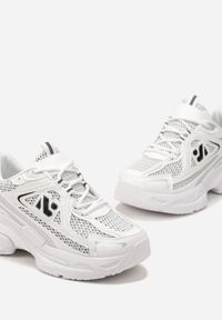 Born2be - Białe Sneakersy na Masywnej Podeszwie z Licznymi Wstawkami Junioria. Kolor: biały