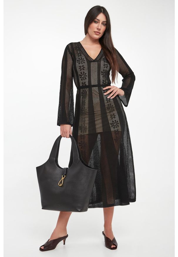 Twinset Milano - Sukienka ażurowa midi TWINSET. Wzór: ażurowy. Długość: midi