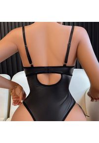 Intica - Haftowane body z kompletem na romantyczne wieczory Mechthilde. Kolor: czarny. Materiał: materiał. Długość: długie. Wzór: haft #7