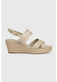TOMMY HILFIGER - Tommy Hilfiger sandały SEASONAL WEBBING MID WEDGE damskie kolor beżowy na koturnie FW0FW07091. Zapięcie: klamry. Kolor: beżowy. Materiał: bawełna, guma. Obcas: na koturnie #1