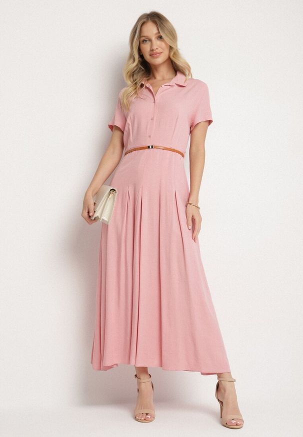 Born2be - Różowa Wiskozowa Sukienka o Koszulowym Fasonie z Wąskim Paskiem Fillamea. Kolor: różowy. Materiał: wiskoza. Wzór: aplikacja. Typ sukienki: koszulowe. Styl: elegancki