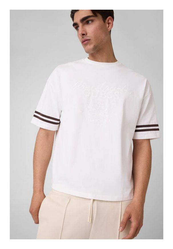 Guess T-Shirt 183471 Biały Classic Fit. Kolor: biały