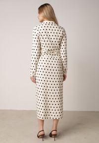 Born2be - Beżowa Wiskozowa Sukienka Koszulowa z Domieszką Lnu z Marszczeniem Besirra. Okazja: na co dzień, na spotkanie biznesowe, do pracy. Kolor: beżowy. Materiał: wiskoza, len. Typ sukienki: koszulowe. Styl: casual, biznesowy, elegancki #4