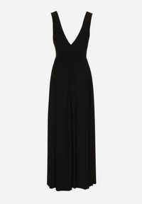 Born2be - Czarna Koktajlowa Sukienka na Ramiączkach z Trójkątnym Dekoltem i Rozcięciem z Boku Nestarli. Okazja: na wesele, na ślub cywilny, na imprezę. Typ kołnierza: dekolt w kształcie V. Kolor: czarny. Materiał: materiał. Długość rękawa: na ramiączkach. Sezon: lato. Styl: wizytowy #5