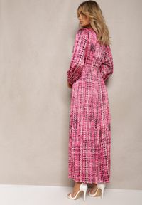 Renee - Fuksjowa Plisowana Sukienka Maxi Ozdobiona Wzorem w Tweedowym Stylu Juvioa. Kolor: różowy. Materiał: tkanina. Wzór: aplikacja. Długość: maxi #5