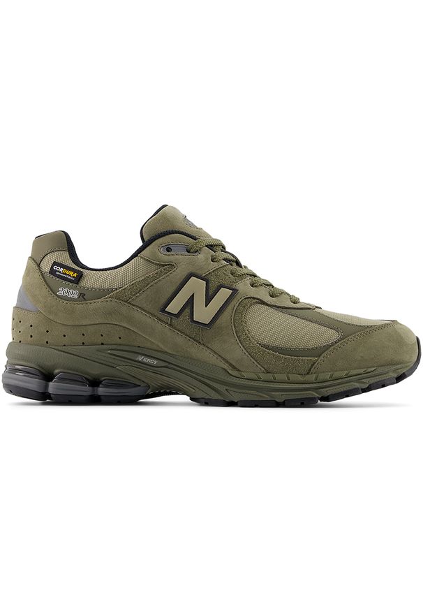 Buty męskie New Balance M2002RPK – zielone. Kolor: zielony. Materiał: skóra, tkanina, syntetyk, guma, materiał. Szerokość cholewki: normalna