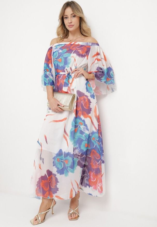 Born2be - Biało-Fioletowa Rozkloszowana Sukienka z Wiązaniem w Talii i Szerokimi Rękawami Nellanora. Okazja: na spotkanie biznesowe. Kolor: biały. Styl: biznesowy