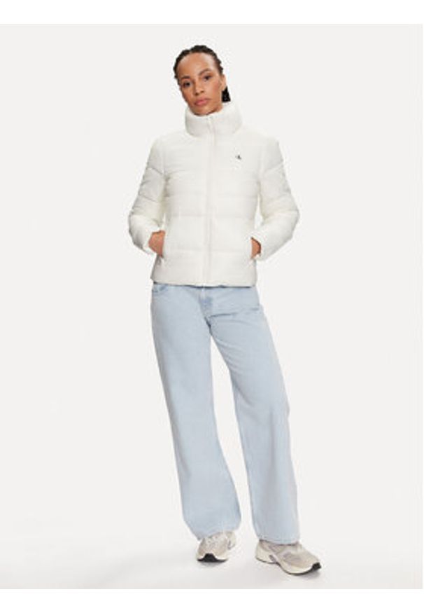 Calvin Klein Jeans Kurtka przejściowa J20J223580 Écru Slim Fit. Materiał: syntetyk
