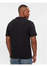 Calvin Klein T-Shirt Logo K10K112395 Czarny Regular Fit. Kolor: czarny. Materiał: bawełna #3