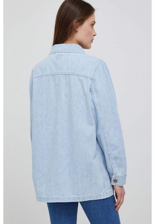 Lee Koszula jeansowa damska regular z kołnierzykiem klasycznym. Okazja: na co dzień. Typ kołnierza: kołnierzyk klasyczny. Kolor: niebieski. Materiał: jeans. Długość rękawa: długi rękaw. Długość: długie. Styl: klasyczny