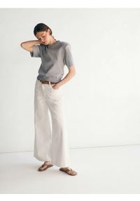 Reserved - Sweter z wiskozą - jasnoszary. Kolor: szary. Materiał: wiskoza