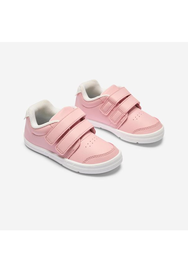 Decathlon - Buty dla dzieci Domyos 100 I Move. Kolor: biały, różowy, wielokolorowy. Materiał: materiał. Sport: turystyka piesza