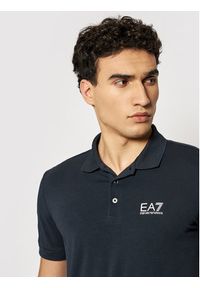 EA7 Emporio Armani Polo 8NPF04 PJM5Z 1578 Granatowy Regular Fit. Typ kołnierza: polo. Kolor: niebieski. Materiał: bawełna