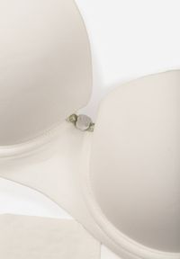 Born2be - Biały Klasyczny Biustonosz o Gładkim Wykończeniu Taniarephis. Kolor: biały. Rodzaj stanika: odpinane ramiączka, różne sposoby noszenia. Wzór: gładki #5