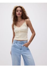 Reserved - Top na ramiączkach - kremowy. Kolor: kremowy. Materiał: bawełna, włókno. Długość rękawa: na ramiączkach #1