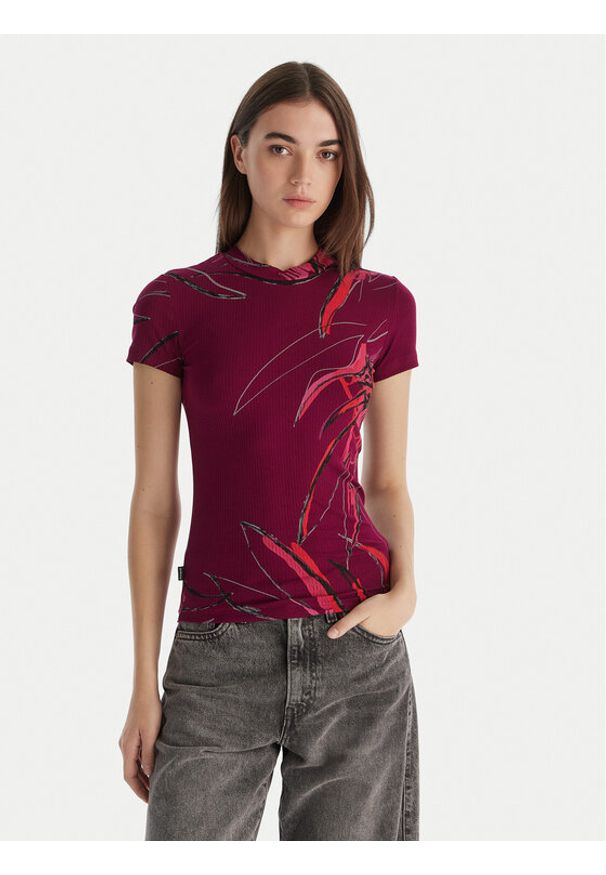 Desigual T-Shirt Lala 25WWTK16 Bordowy Regular Fit. Kolor: czerwony. Materiał: wiskoza