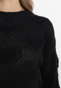 Born2be - Czarny Sweter w Serca o Klasycznym Fasonie ze Ściągaczami Biriet. Kolor: czarny. Materiał: wełna, bawełna. Styl: klasyczny