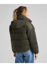 Lee - LEE PUFFER JACKET DAMSKA KURTKA ZIMOWA SERPICO GREEN L56VMMOJ 112113117. Sezon: zima